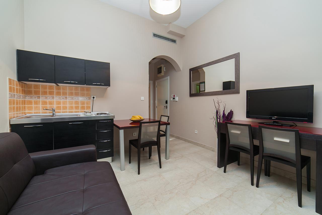 Apartments Grifone Lux ヘルツェグ・ノヴィ エクステリア 写真