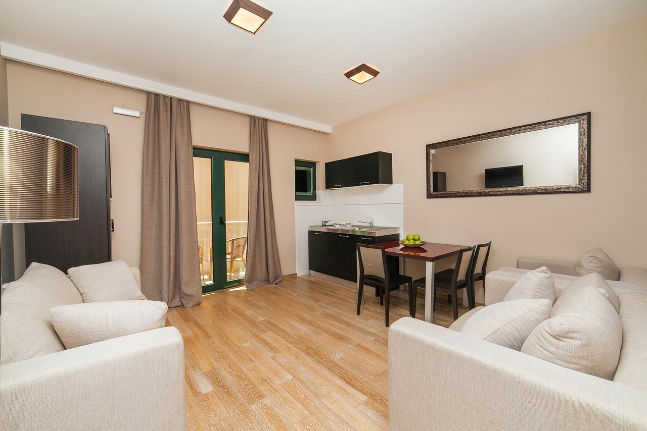 Apartments Grifone Lux ヘルツェグ・ノヴィ エクステリア 写真