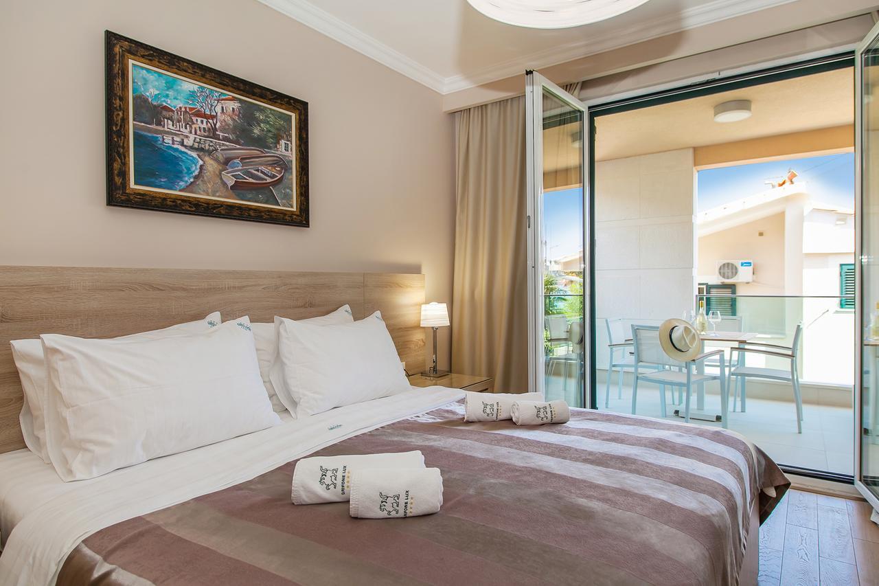 Apartments Grifone Lux ヘルツェグ・ノヴィ エクステリア 写真