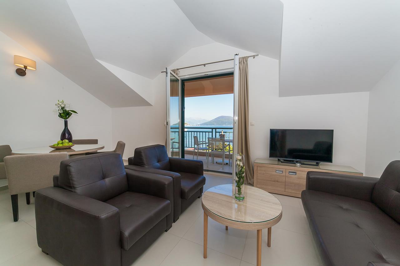 Apartments Grifone Lux ヘルツェグ・ノヴィ エクステリア 写真